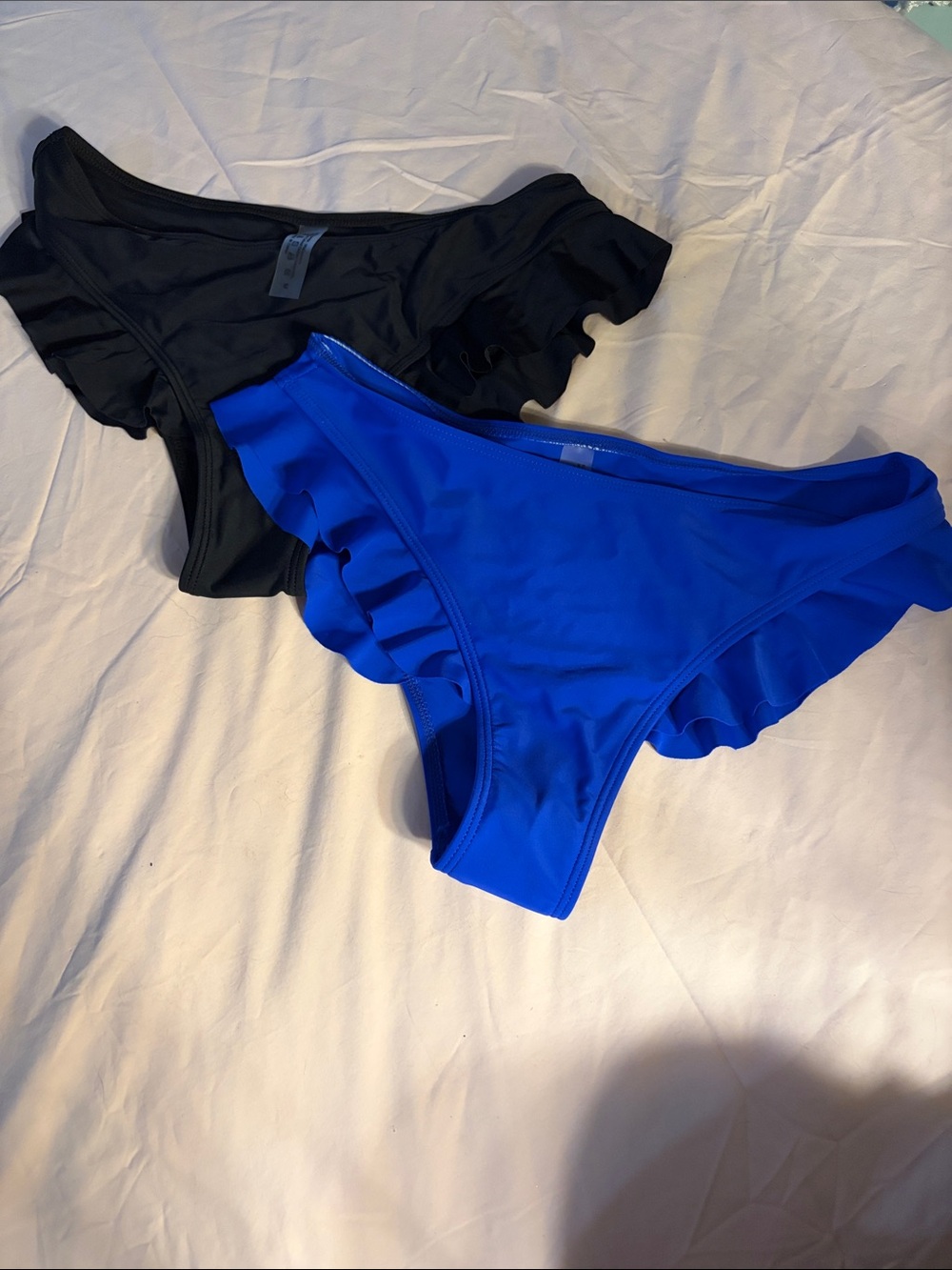 Ruffle cheeky Bikini Bottoms - Black & Royal Blue
